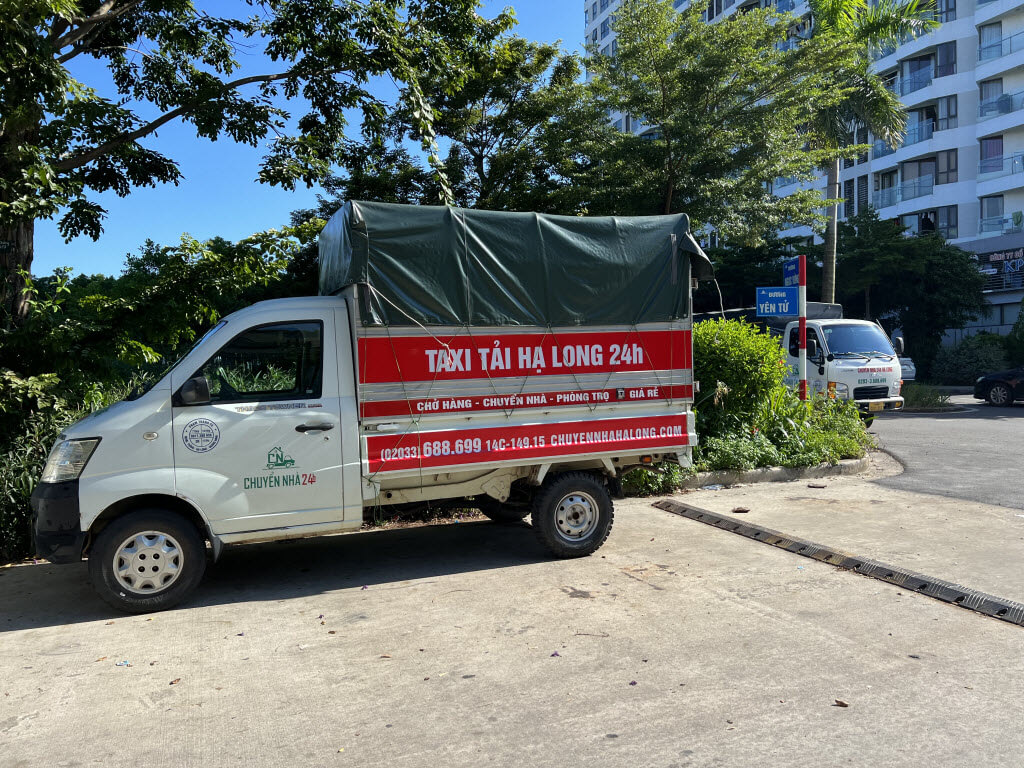 Bãi xe tải ở Phường Hùng Thắng, Hạ Long